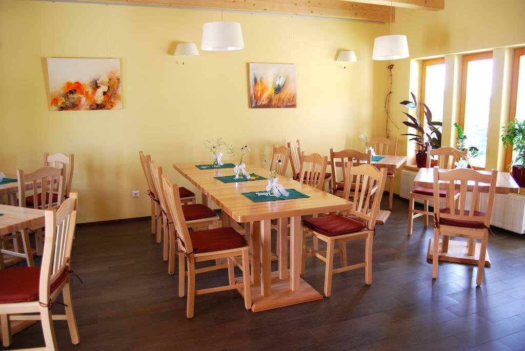 Weingut Winzerzimmer Rothschaedl Leutschach Dış mekan fotoğraf